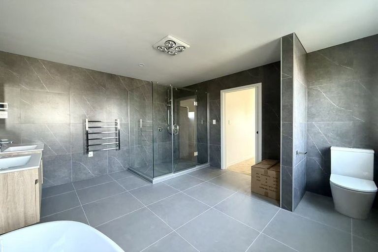 Photo of property in 43 Evergreen Parade, Rosehill, Papakura, 2113