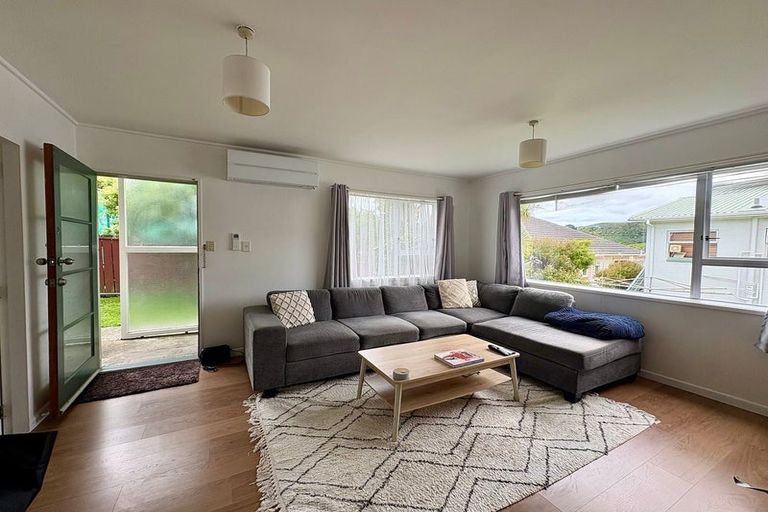 Photo of property in 2/6 Overtoun Terrace, Hataitai, Wellington, 6021