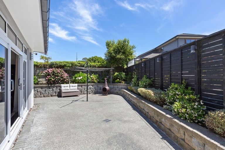 Photo of property in 22 Kahurangi Heights, Aotea, Porirua, 5024