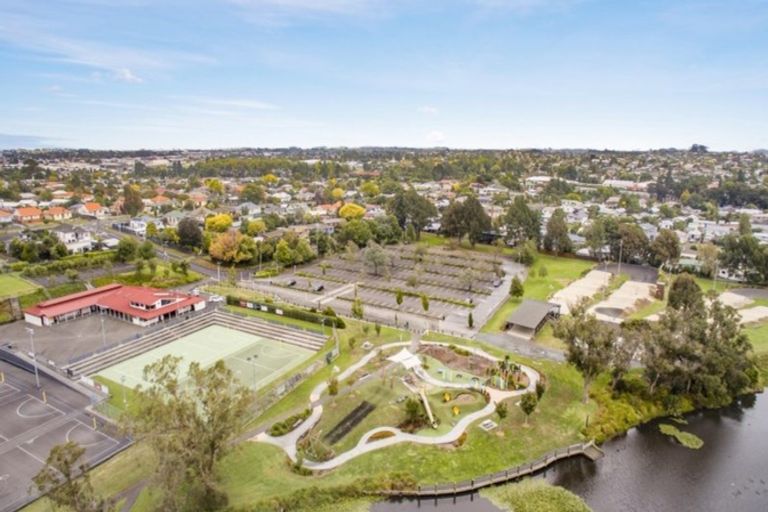 Photo of property in 9a Kingsway Crescent, Forest Lake, Hamilton, 3200