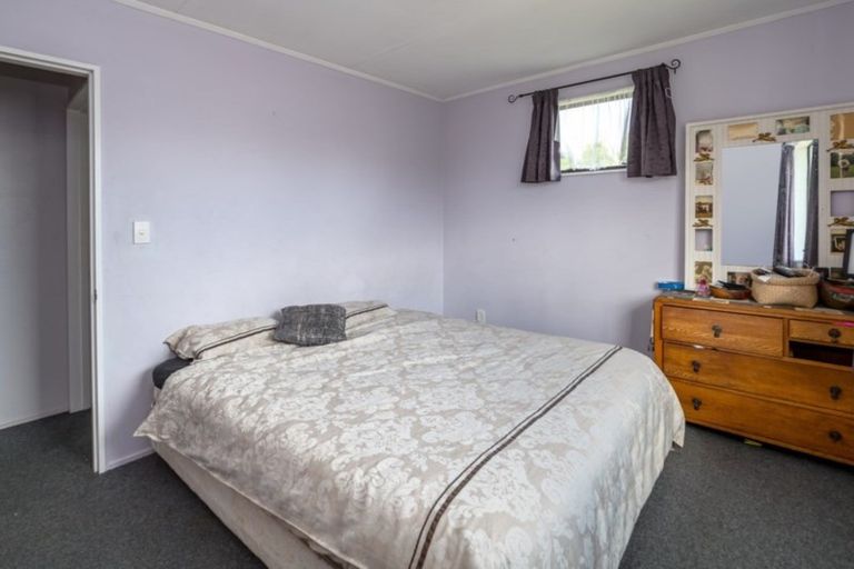 Photo of property in 18 Malcolm Street, Martinborough, 5711