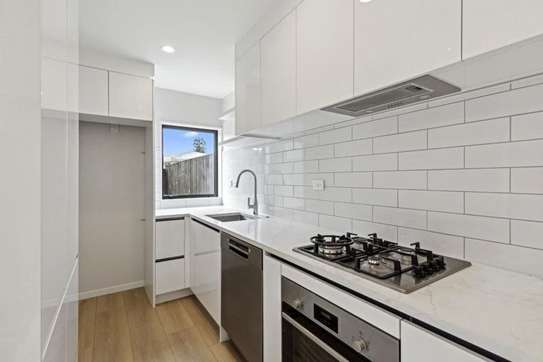 Photo of property in 647c Te Atatu Road, Te Atatu Peninsula, Auckland, 0610