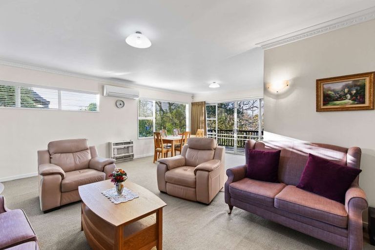 Photo of property in 60 Churchill Avenue, Hokowhitu, Palmerston North, 4410