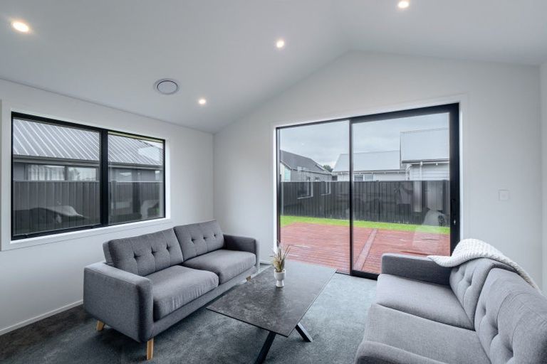 Photo of property in 99 Hoffman Court, Waikiwi, Invercargill, 9810