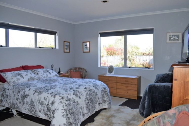 Photo of property in 27a Te Manuao Road, Otaki, 5512