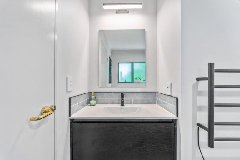 Photo of property in 1/39 Stanley Street, Wharewaka, Taupo, 3330