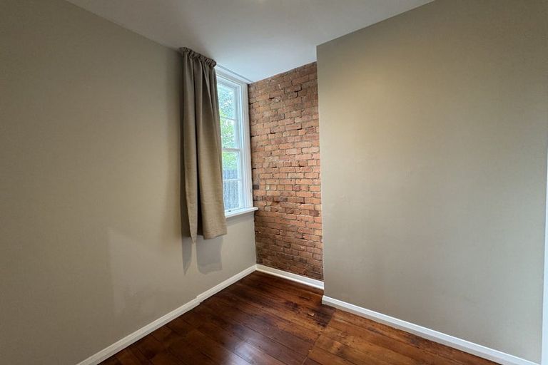 Photo of property in 77 Brougham Street, Mount Victoria, Wellington, 6011