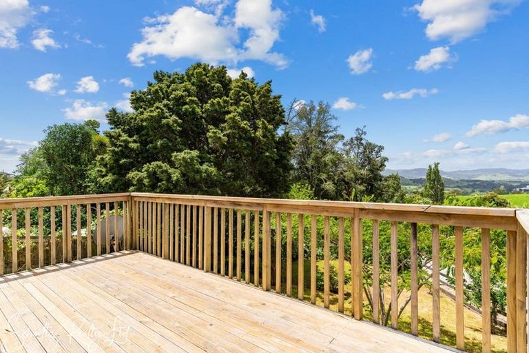 Photo of property in 43 Gorge Road, Maungaturoto, 0520