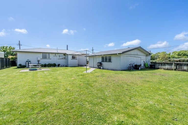 Photo of property in 3 Carlyle Street, Tuatapere, 9620