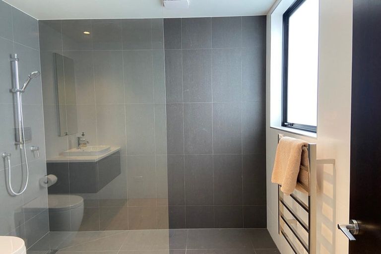 Photo of property in 13 Sharon Road, Waiake, Auckland, 0630