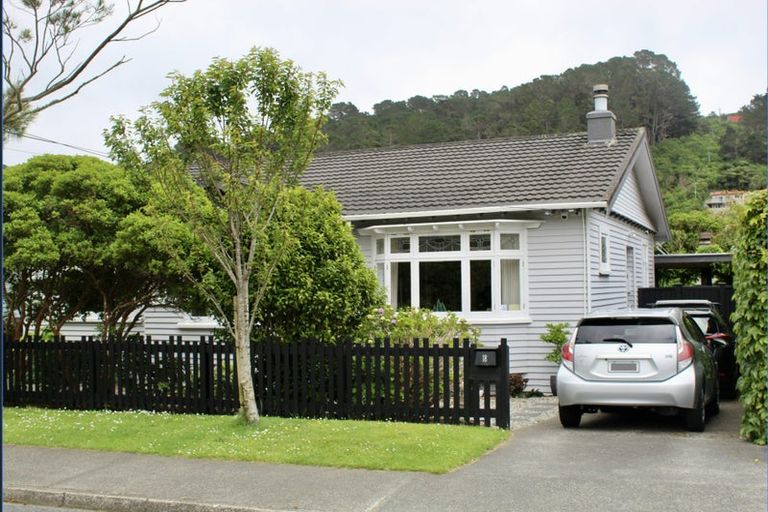 Photo of property in 18 Fernlea Avenue, Karori, Wellington, 6012