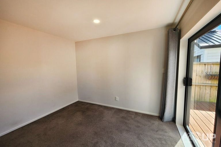 Photo of property in 12 Aviation Drive, Hobsonville, Auckland, 0616