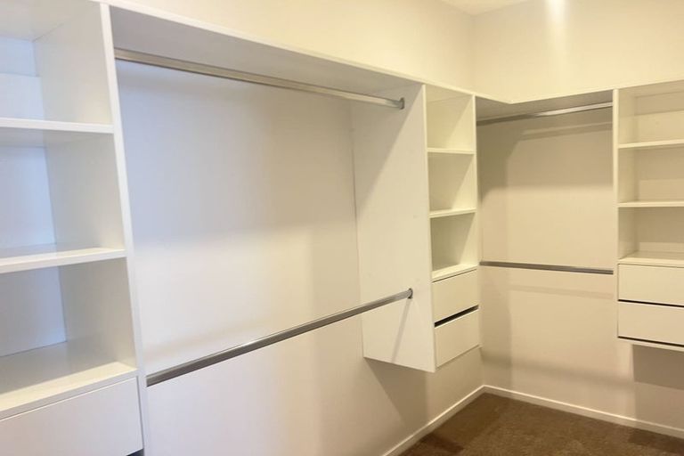 Photo of property in 133b Sunnynook Road, Forrest Hill, Auckland, 0620