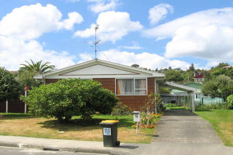 Photo of property in 20 Shanly Street, Brown Owl, Upper Hutt, 5018