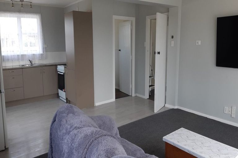 Photo of property in 5 Gregory Avenue, Islington, Christchurch, 8042