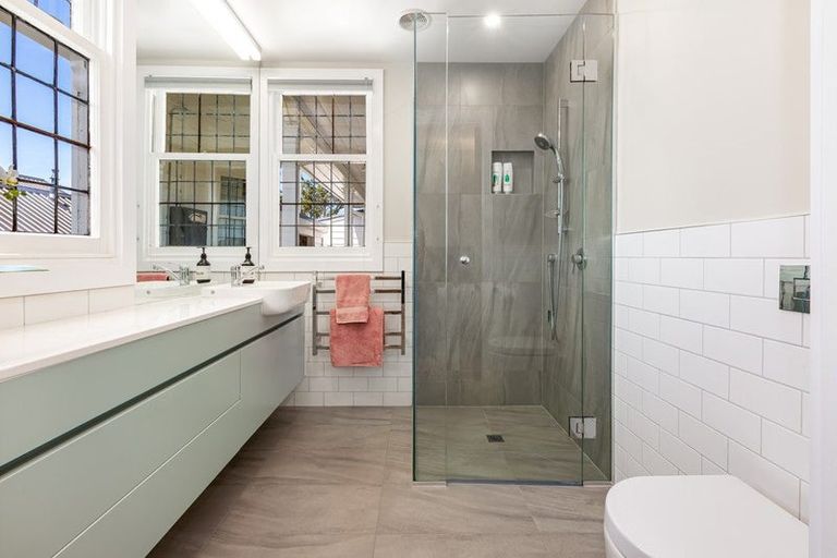 Photo of property in 80a Jubilee Road, Khandallah, Wellington, 6035