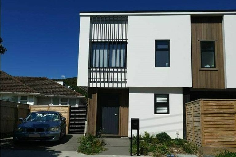 Photo of property in 1/338 Oxford Terrace, Avalon, Lower Hutt, 5011