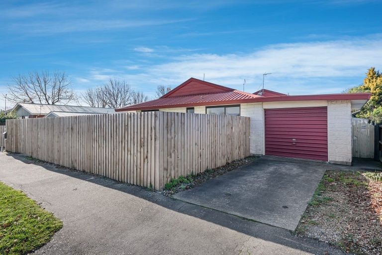 Photo of property in 1/33 Middleton Road, Upper Riccarton, Christchurch, 8041