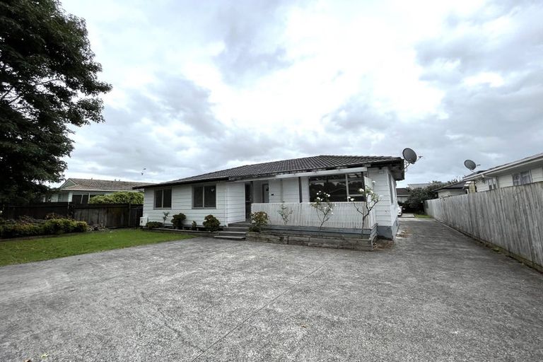 Photo of property in 373 Bucklands Beach Road, Bucklands Beach, Auckland, 2012