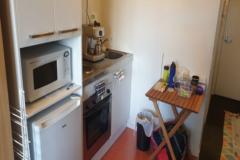 Photo of property in Orange Apartments/victoria Centr, 807/169 The Terrace, Wellington Central, Wellington, 6011