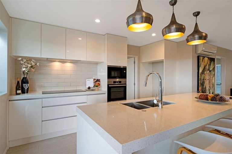 Photo of property in 49 Cirrus Way, Ranui, Auckland, 0612