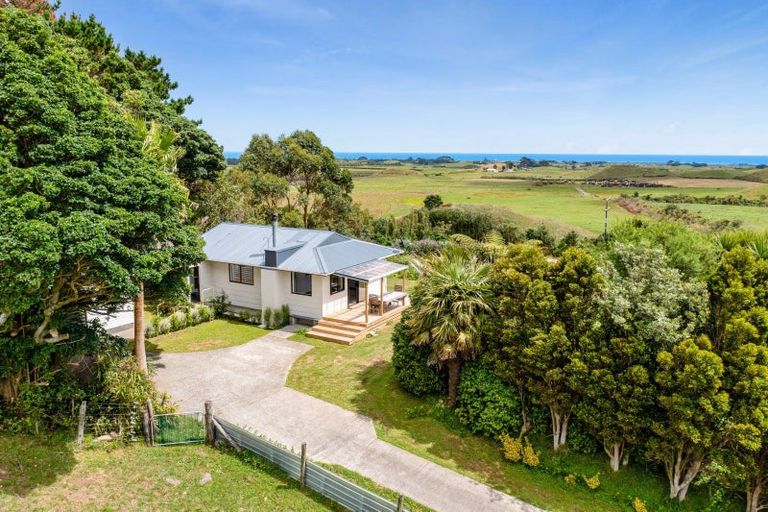 Photo of property in 6388 South Road, Pungarehu, Opunake, 4685