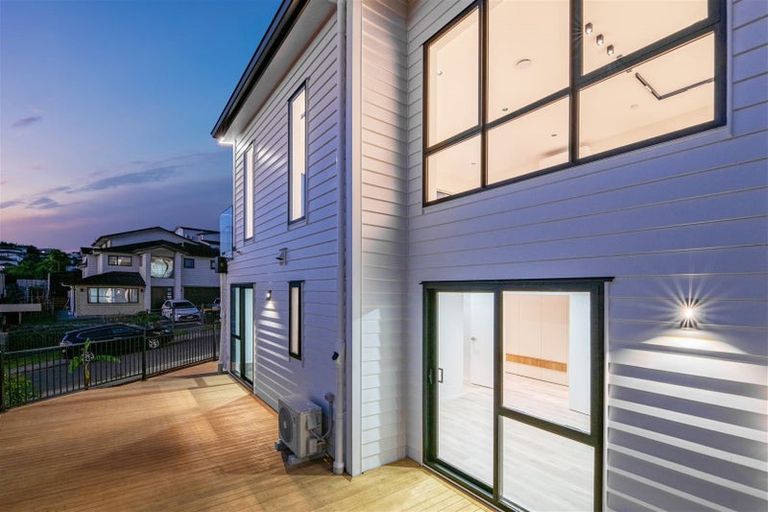 Photo of property in 126 San Valentino Drive, Henderson, Auckland, 0612