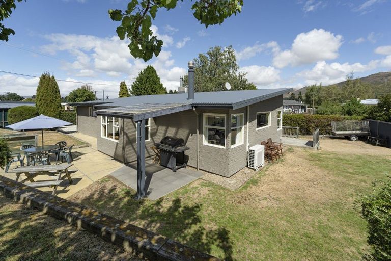 Photo of property in 4 Dunstan Street, Clyde, 9330