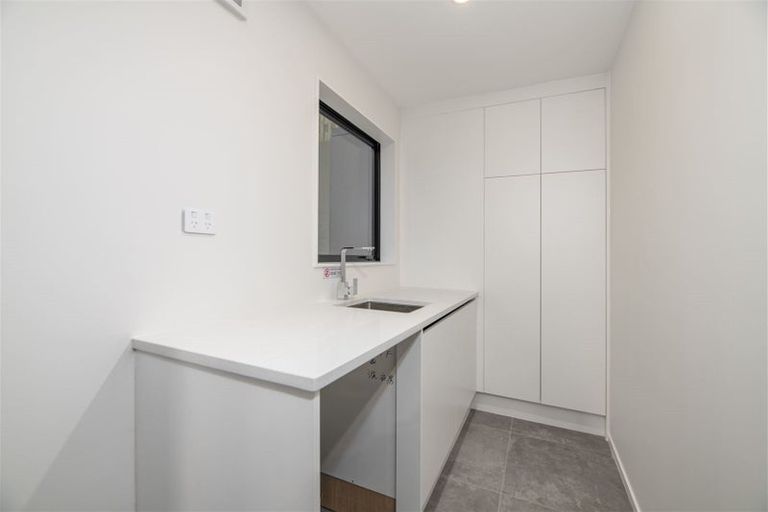 Photo of property in 126 San Valentino Drive, Henderson, Auckland, 0612