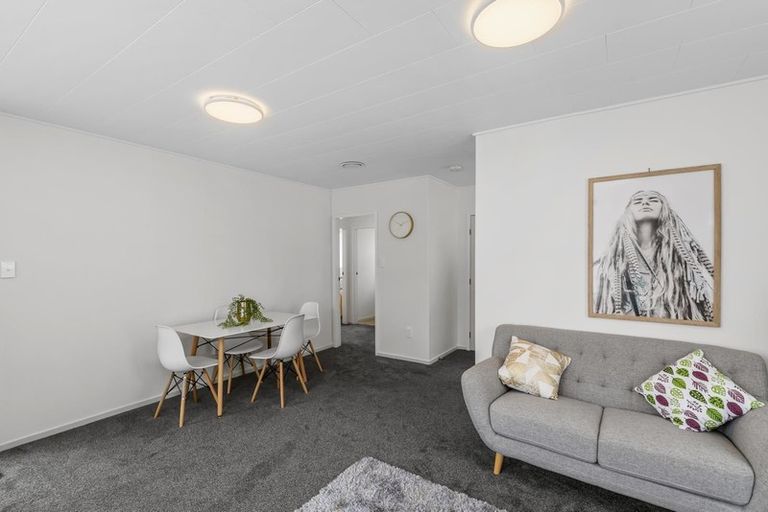 Photo of property in 1/48 Gibbons Street, Upper Hutt Central, Upper Hutt, 5018