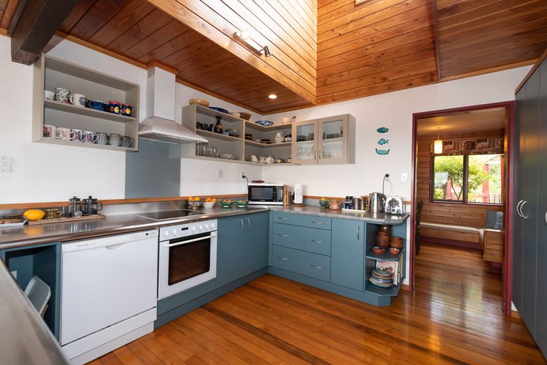 Photo of property in 15 Rangitane Loop Road, Kerikeri, 0294