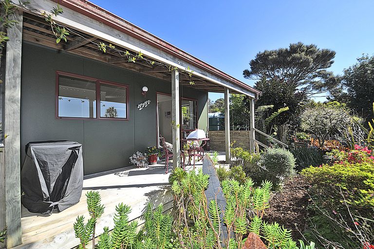 Photo of property in 158 Rangiora Road, Kaiwaka, 0573