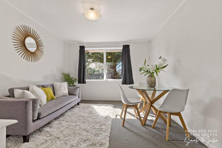 Photo of property in 29c Mark Road, Mount Albert, Auckland, 1025