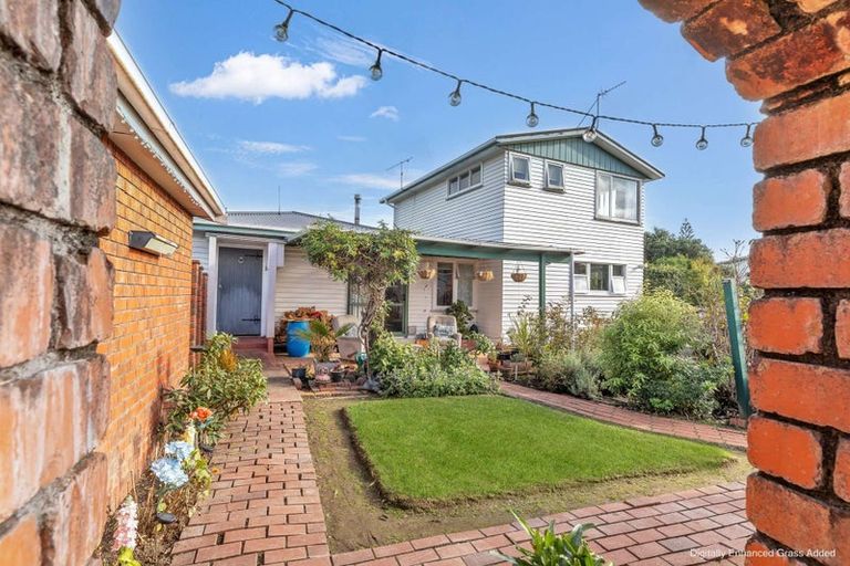 Photo of property in 13 Waimarie Avenue, Paraparaumu, 5032