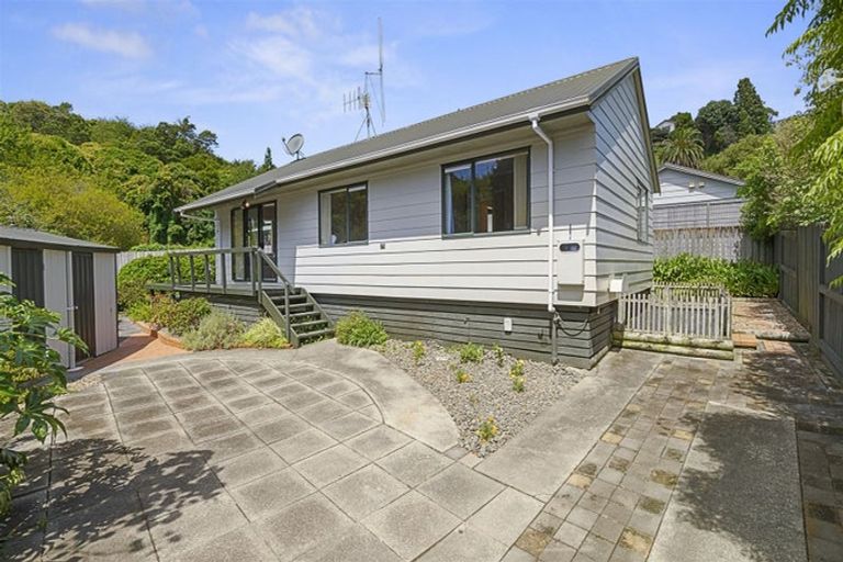 Photo of property in 90 Esmeralda Street, Welcome Bay, Tauranga, 3112