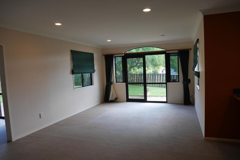 Photo of property in 15 Holmwood Park Drive, Morrinsville, 3300