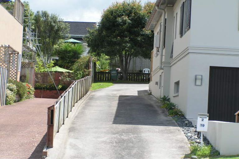 Photo of property in 1/19 Onepoto Road, Hauraki, Auckland, 0622