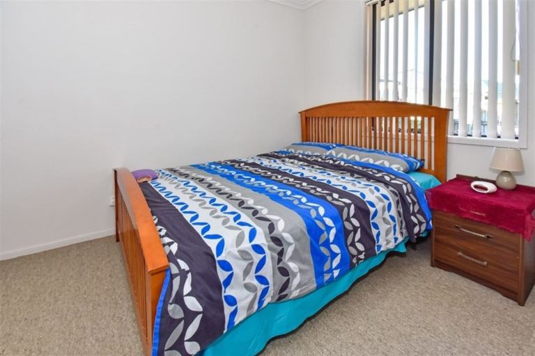 Photo of property in 43 Cyclamen Road, Mangere, Auckland, 2022