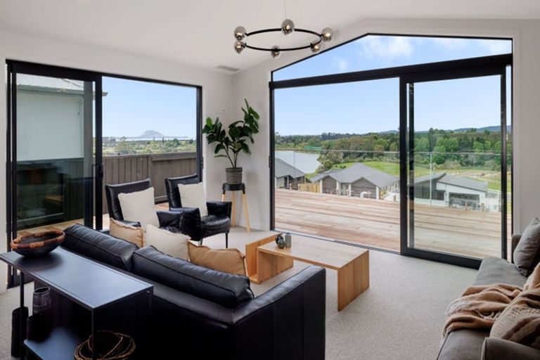 Photo of property in 9 Kahawai Place, Omokoroa, 3114