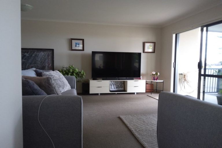 Photo of property in 90b Marine Parade, Mount Maunganui, 3116