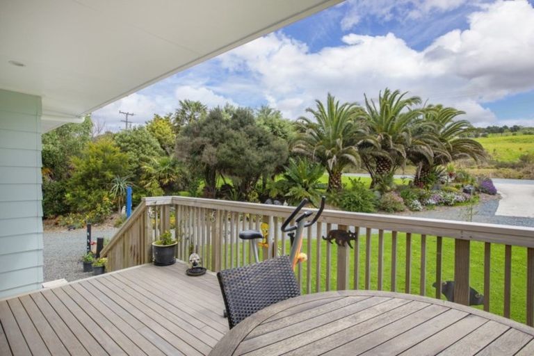 Photo of property in 1935 Cove Road, Mangawhai Heads, Kaiwaka, 0573