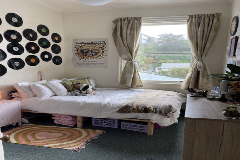 Photo of property in 72-76 Tasman Street, Mount Cook, Wellington, 6021