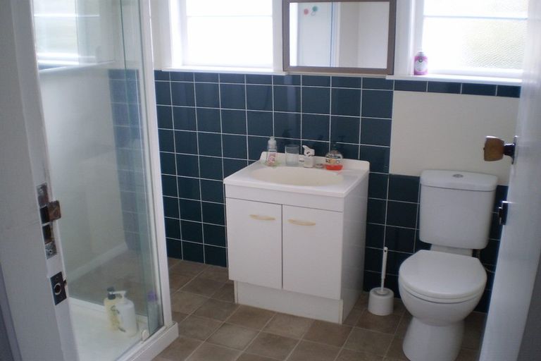Photo of property in 43 Gordon Street, Avalon, Lower Hutt, 5011