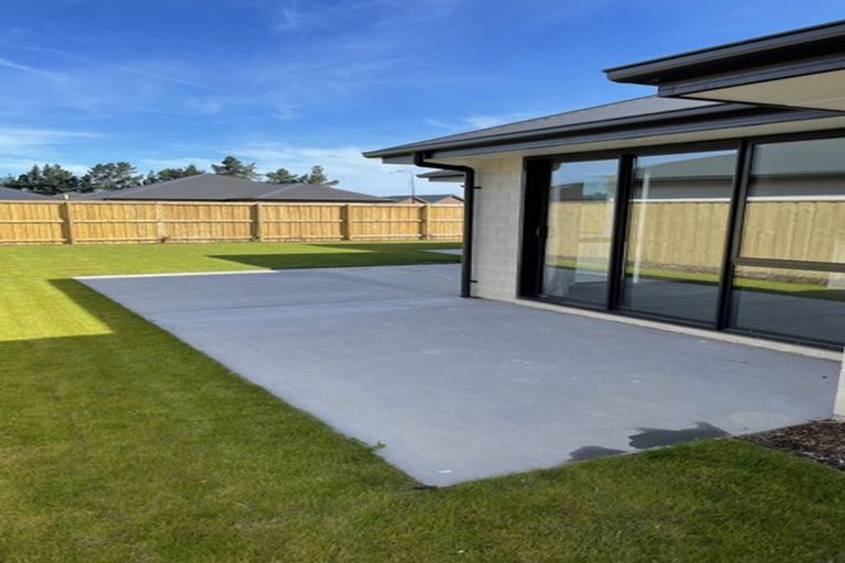 Photo of property in 74 Quinn Crescent, Woodend, 7610