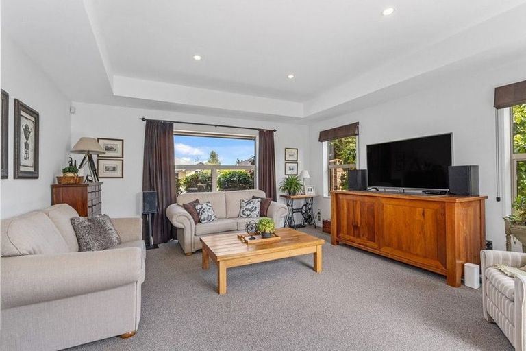 Photo of property in 5 Grace Close, Aidanfield, Christchurch, 8025