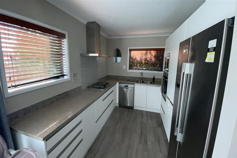 Photo of property in 215 Wainui Road, Silverdale, 0932