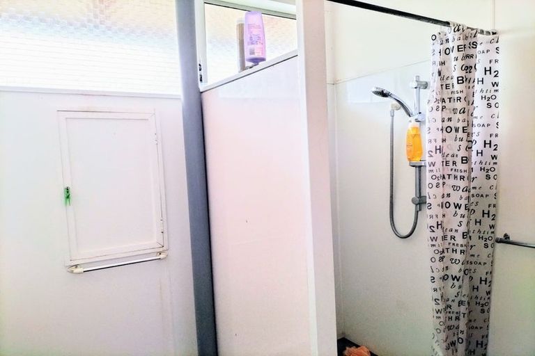 Photo of property in 67 Easther Crescent, Kew, Dunedin, 9012