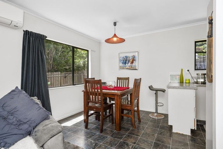 Photo of property in 82 Esmeralda Street, Welcome Bay, Tauranga, 3112