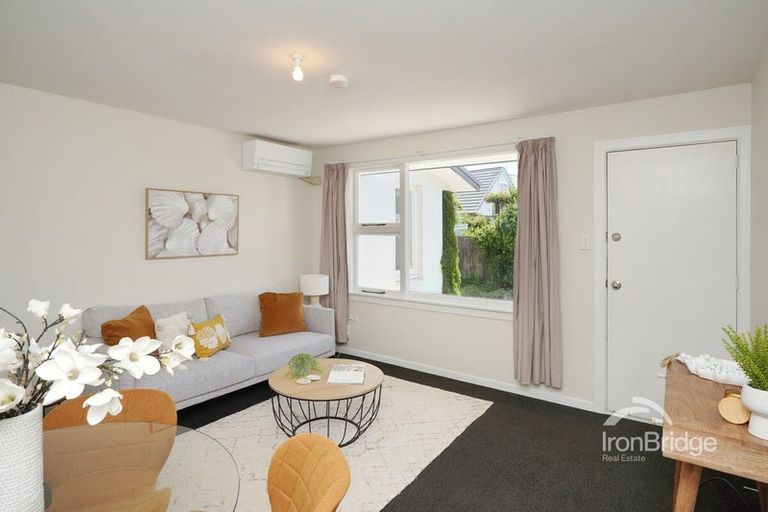 Photo of property in 2/123 Hills Road, Edgeware, Christchurch, 8013