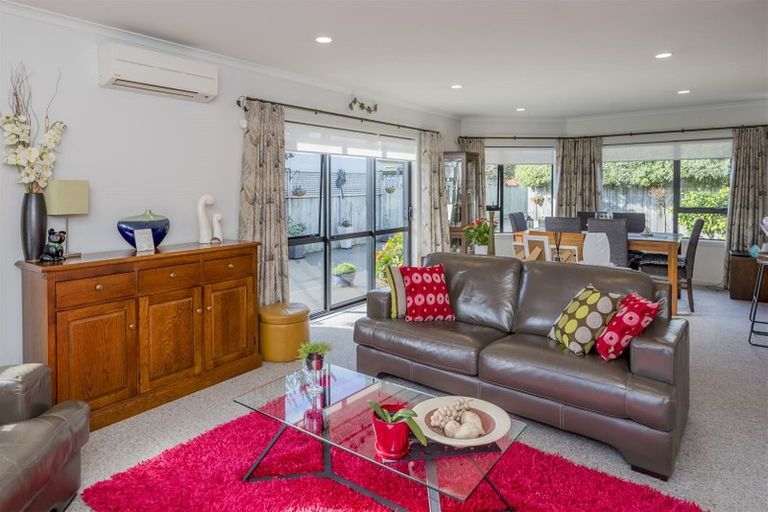 Photo of property in 23b Queenwood Road, Levin, 5510